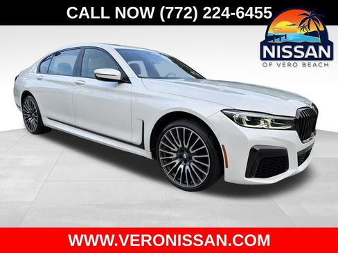 Used 2021 BMW 750i xDrive w/ Executive Package image 1