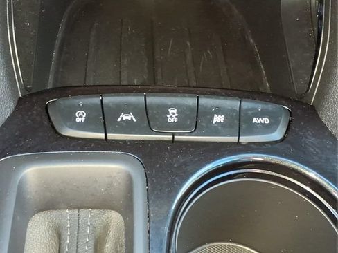 Used 2023 Chevrolet TrailBlazer LT w/ Convenience Package AWD/4WD image 22