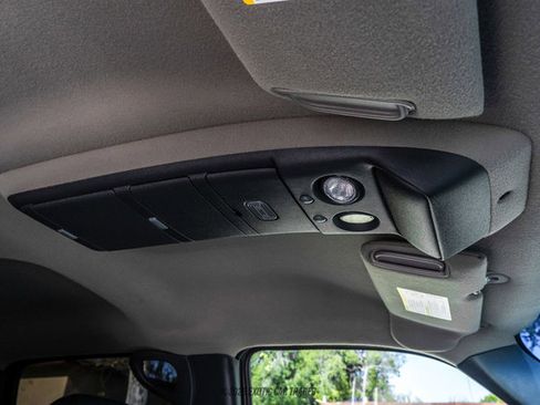 Used 2002 GMC Sierra 2500 4x4 Crew Cab HD w/ SLT Marketing Option Pkg image 33