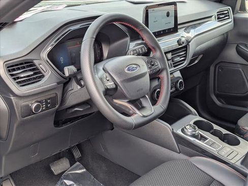 Used 2025 Ford Escape ST-Line image 10