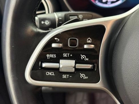Used 2022 Mercedes-Benz GLC 300 4MATIC image 14