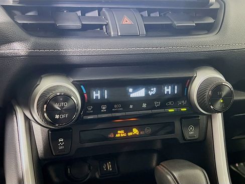 Certified 2025 Toyota RAV4 XLE AWD/4WD image 14