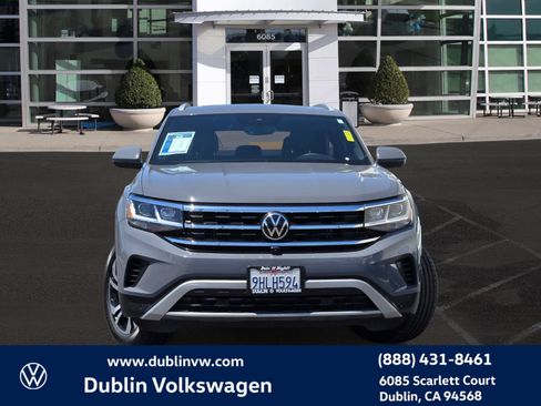 Used 2020 Volkswagen Atlas Cross Sport SEL Premium AWD/4WD image 2