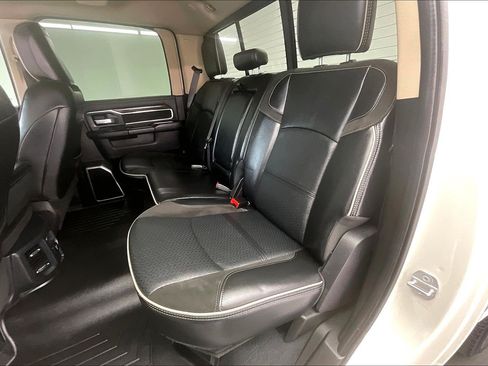 Used 2022 RAM 3500 Laramie AWD/4WD image 19