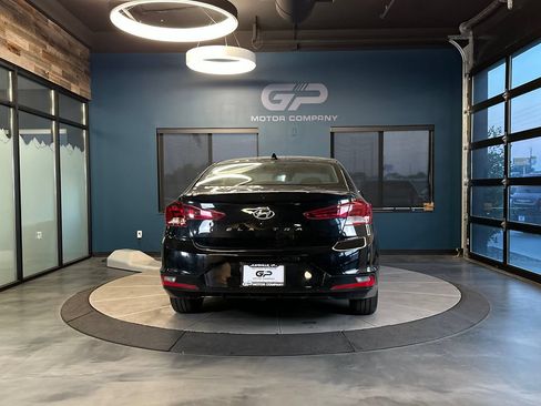 Used 2020 Hyundai Elantra Value Edition w/ Cargo Package (C1) FWD image 4