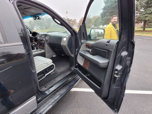 Used 2006 Lincoln Mark LT 4x4 image 16