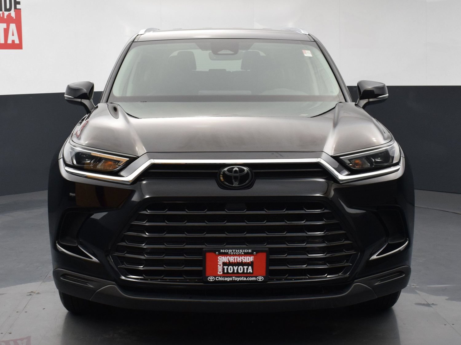 Used 2025 Toyota Grand Highlander AWD image 7