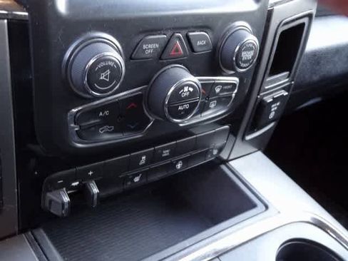 Used 2016 RAM 1500 Sport image 10