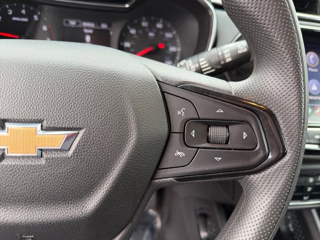 Used 2022 Chevrolet TrailBlazer LT w/ Convenience Package FWD image 17