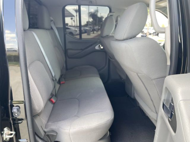 Used 2019 Nissan Frontier SV RWD image 25