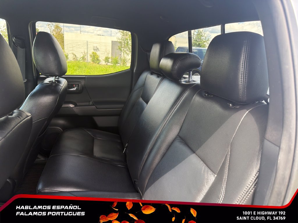 Used 2017 Toyota Tacoma TRD Sport w/ Tow Package RWD image 26