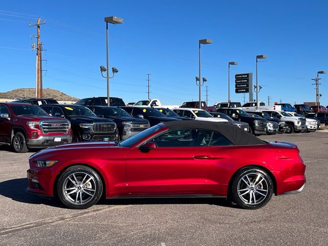 Used 2016 Ford Mustang Convertible RWD image 2