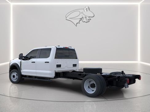 New 2026 Ford F450 4x4 Crew Cab Super Duty image 4