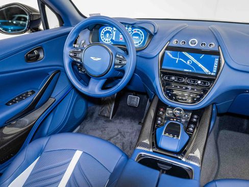 Used 2024 Aston Martin DBX 707 image 23