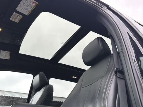 Used 2022 Ford F350 Lariat w/ Lariat Ultimate Package image 34