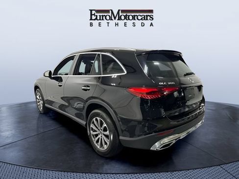 Used 2026 Mercedes-Benz GLC 300 4MATIC image 3