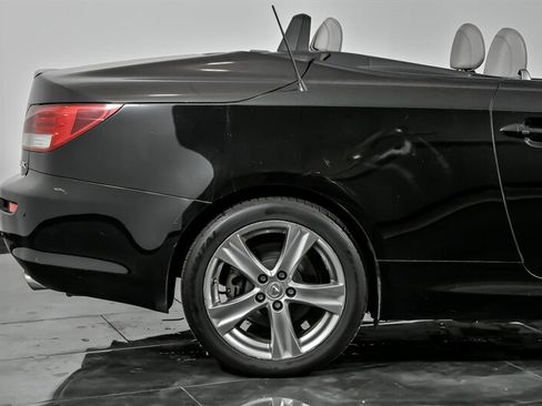Used 2012 Lexus IS 350C image 12