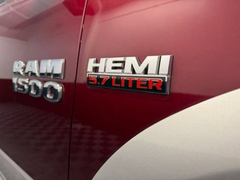 Used 2017 RAM 1500 Laramie AWD/4WD image 43