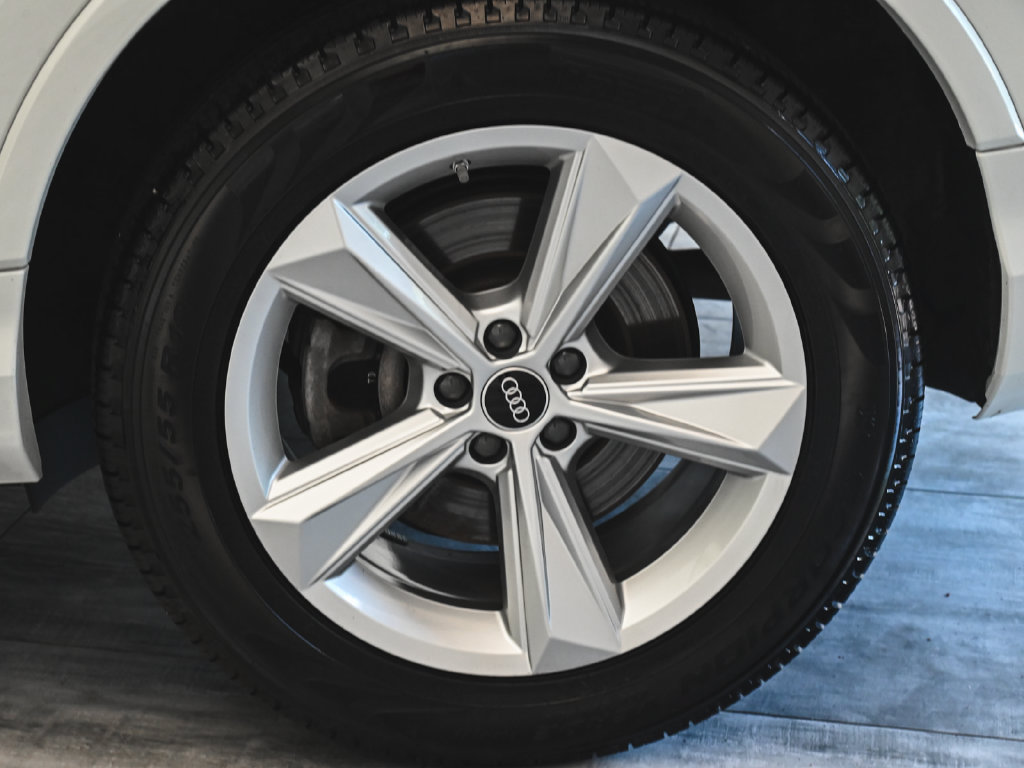 Used 2023 Audi Q7 2.0T Premium Plus w/ Premium Plus Package AWD/4WD image 7