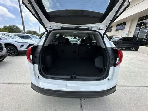 Certified 2023 GMC Terrain SLE w/ Driver Convenience Package FWD image 28