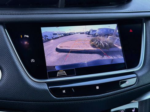 Used 2020 Cadillac XT5 Premium Luxury FWD image 14