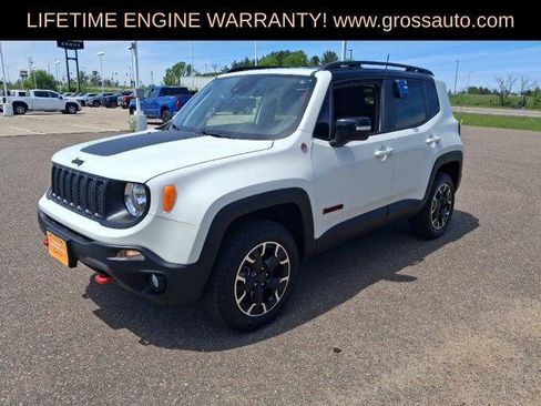 Certified 2023 Jeep Renegade Trailhawk w/ Trailhawk Elite Group AWD/4WD image 4