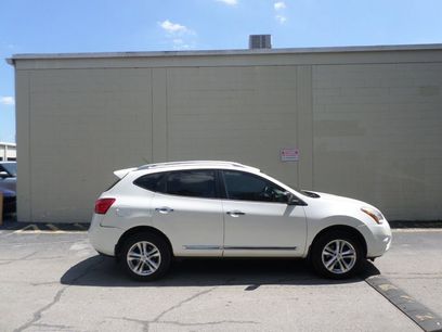 Used 2015 Nissan Rogue S w/ Convenience Package