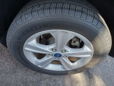 Used 2013 Ford Escape SE image 34