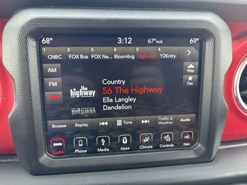 Used 2018 Jeep Wrangler Unlimited Rubicon image 10