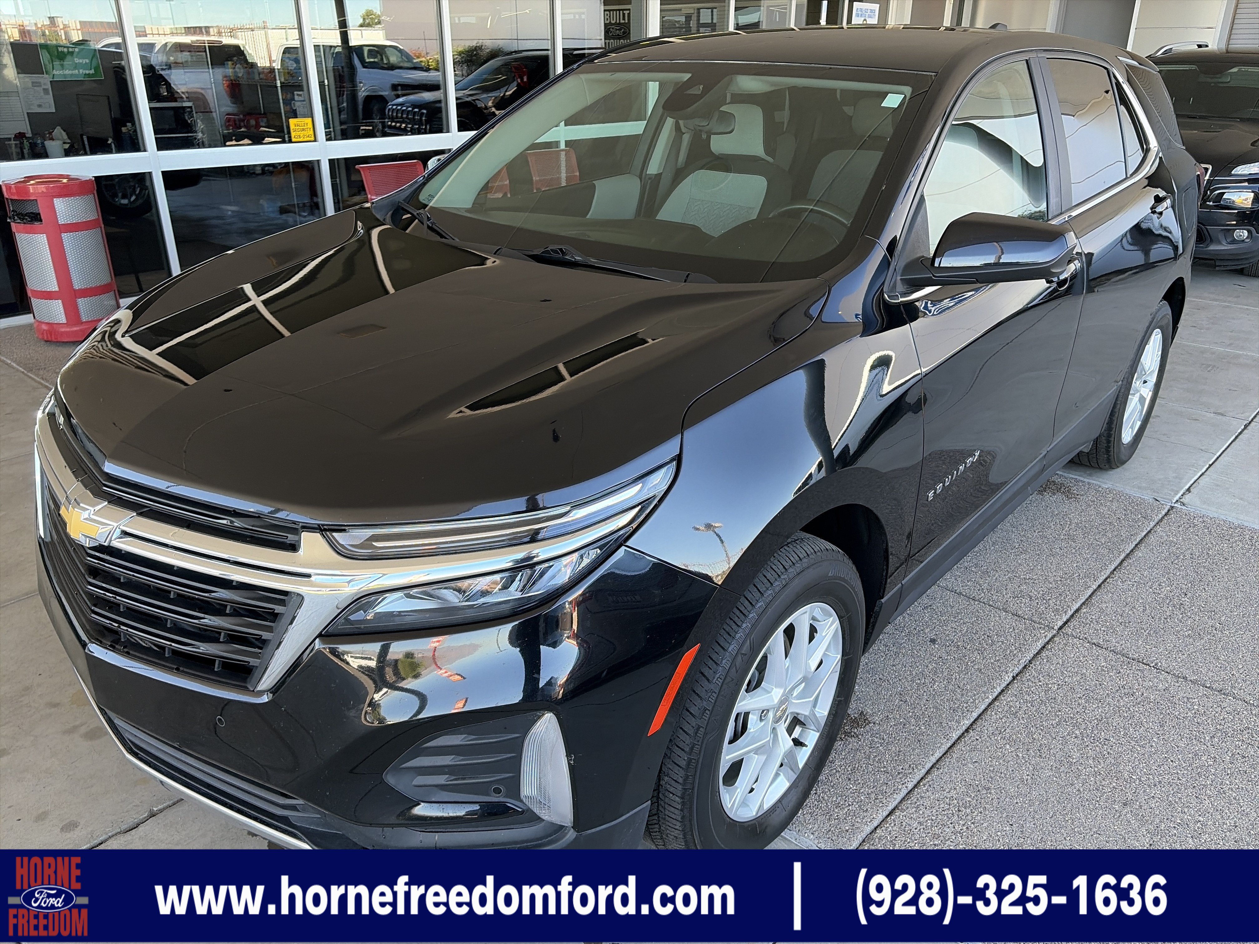 Used 2024 Chevrolet Equinox LT AWD/4WD image 1