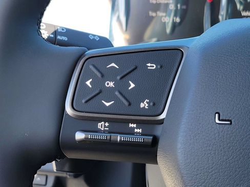 Certified 2026 Lexus ES 350e w/ Convenience Package FWD image 28