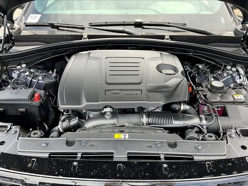 New 2026 Land Rover Range Rover Velar Dynamic SE image 14