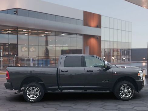 Used 2024 RAM 2500 Laramie image 4