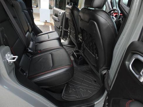 Used 2020 Jeep Gladiator Rubicon image 14