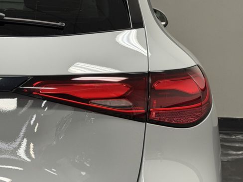 Certified 2025 Mercedes-Benz GLC 300 image 14