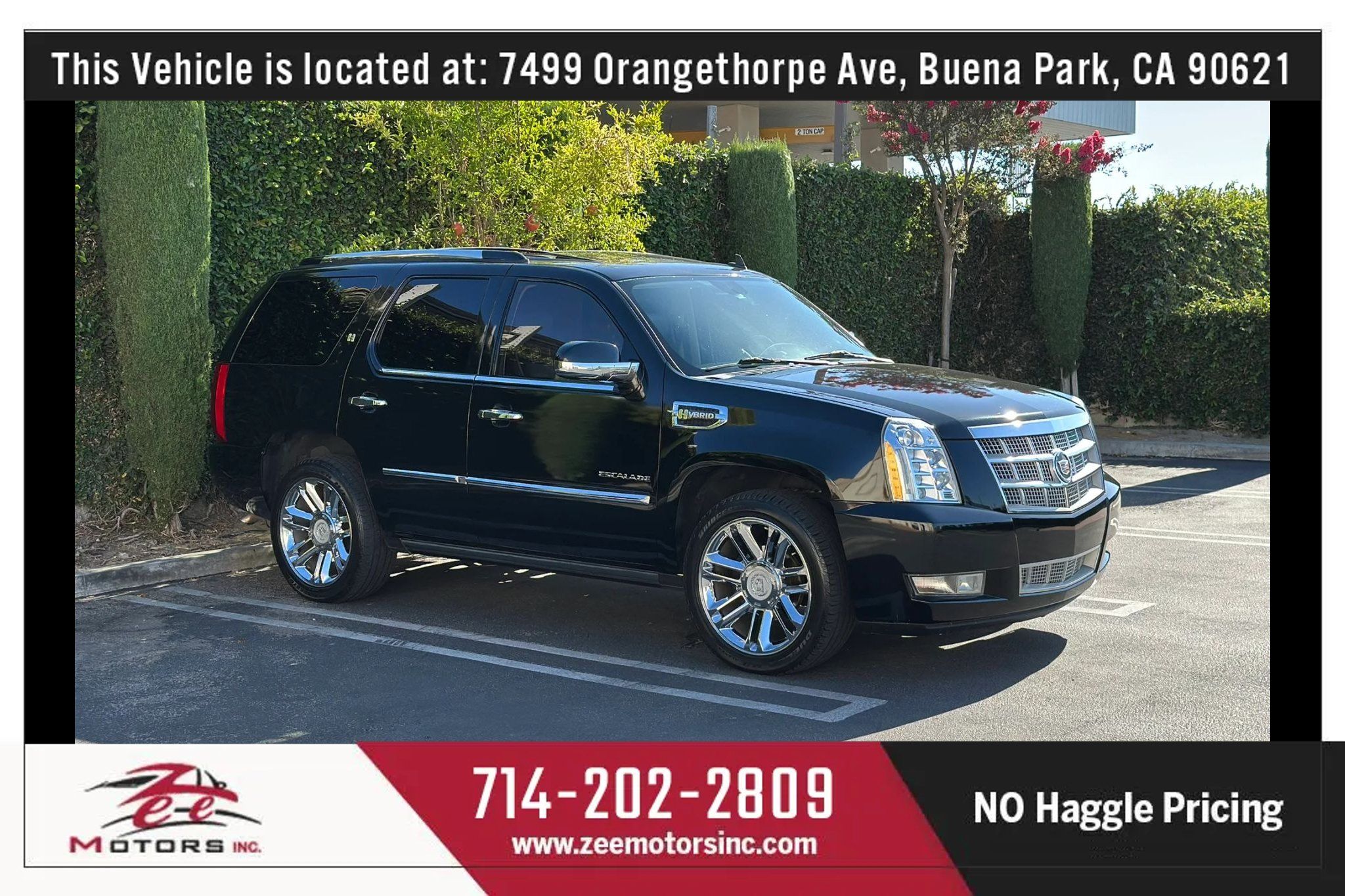 Used 2013 Cadillac Escalade Platinum AWD/4WD image 4