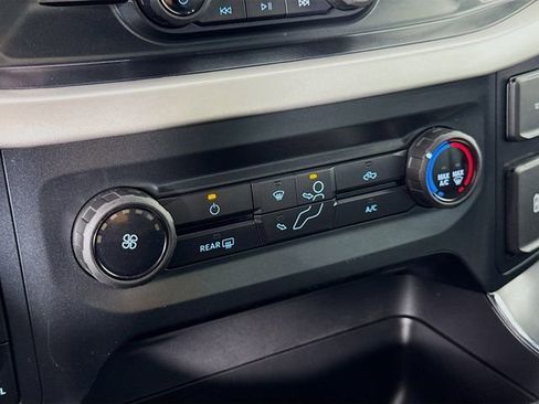 Used 2022 Ford F150 XLT image 16