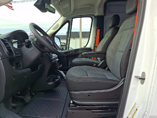 Used 2024 RAM ProMaster 2500 w/ Safety Group FWD image 13