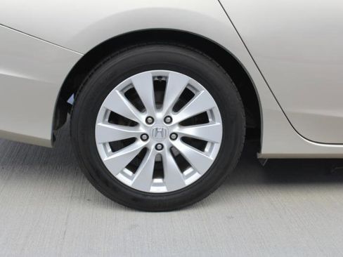 Used 2015 Honda Accord EX-L image 39