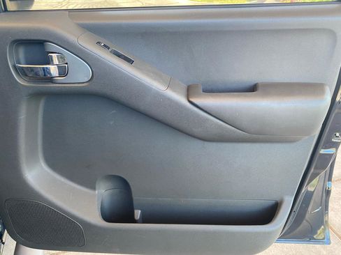 Used 2006 Nissan Frontier XE w/ (G01) XE Preferred Pkg RWD image 27