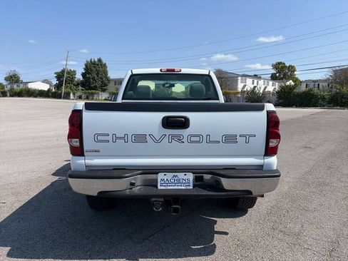 Used 2004 Chevrolet Silverado 1500 4x4 Regular Cab image 4