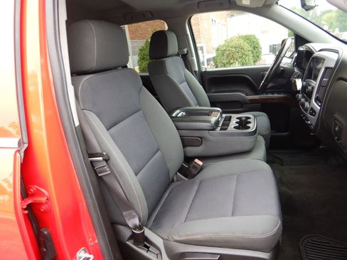 Used 2016 GMC Sierra 1500 SLE w/ SLE Value Package image 19