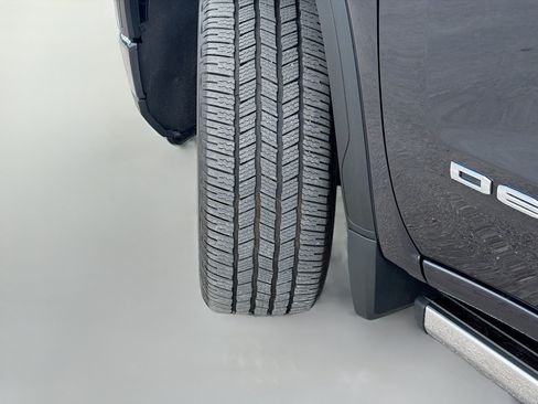 Used 2024 GMC Sierra 1500 Denali AWD/4WD image 43