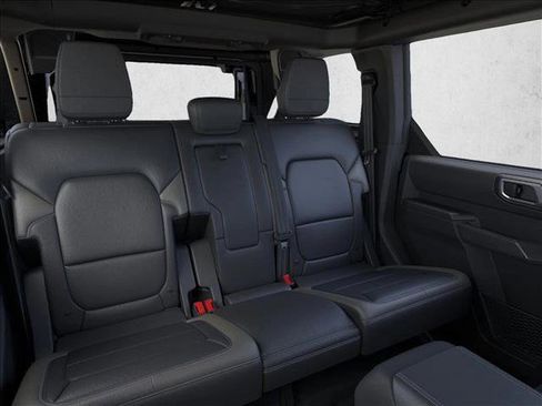 New 2025 Ford Bronco Outer Banks image 11