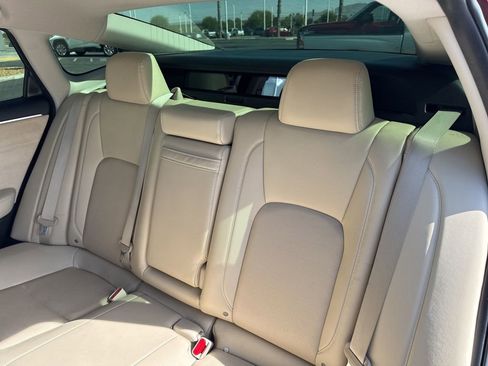 Used 2020 Honda Clarity Touring image 18