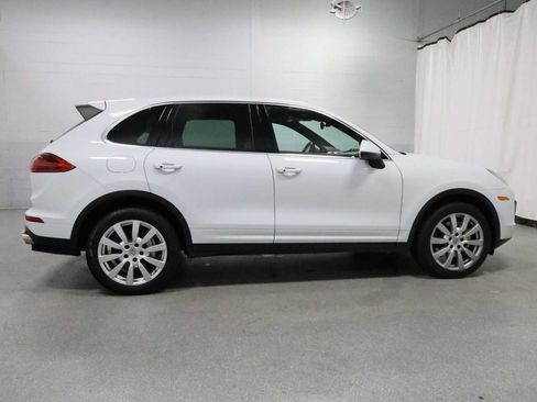 Used 2015 Porsche Cayenne S AWD/4WD image 10