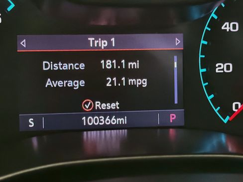 Used 2019 Chevrolet Colorado Z71 AWD/4WD image 8