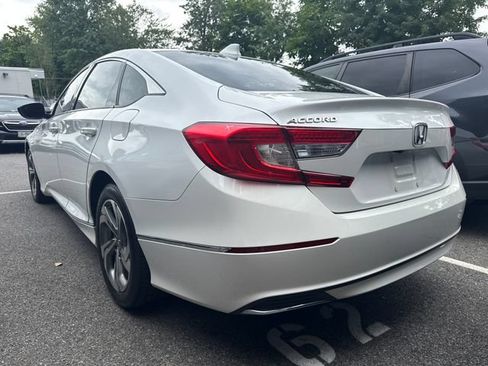 Used 2018 Honda Accord EX image 3
