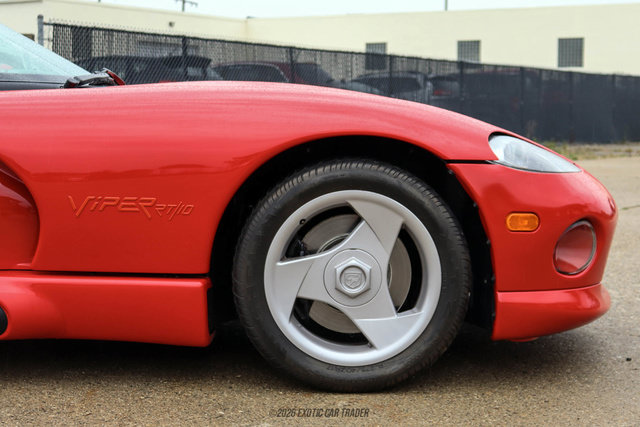 Used 1994 Dodge Viper RT/10 RWD image 9