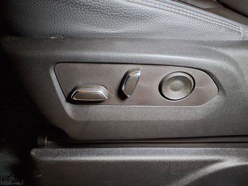 Used 2022 GMC Yukon Denali image 14